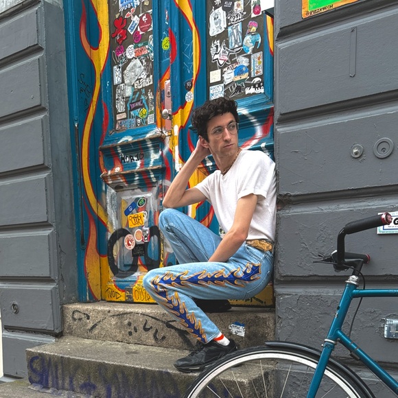 Meet Your Posher, David - Picture 3 of 12